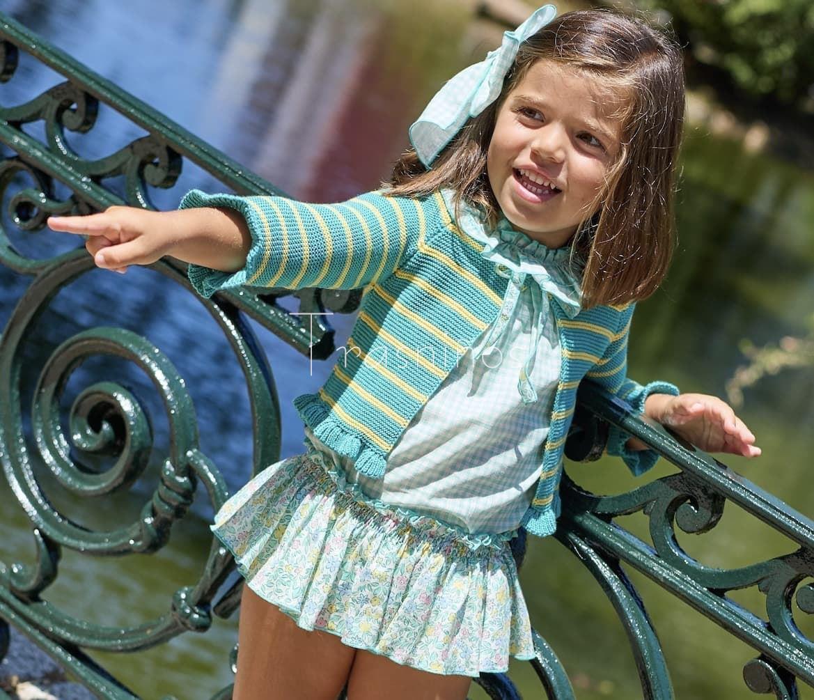 Conjunto La Provenza niña de braguita volante y blusa y chaqueta de La Martinica Verano 2026 - Imagen 1