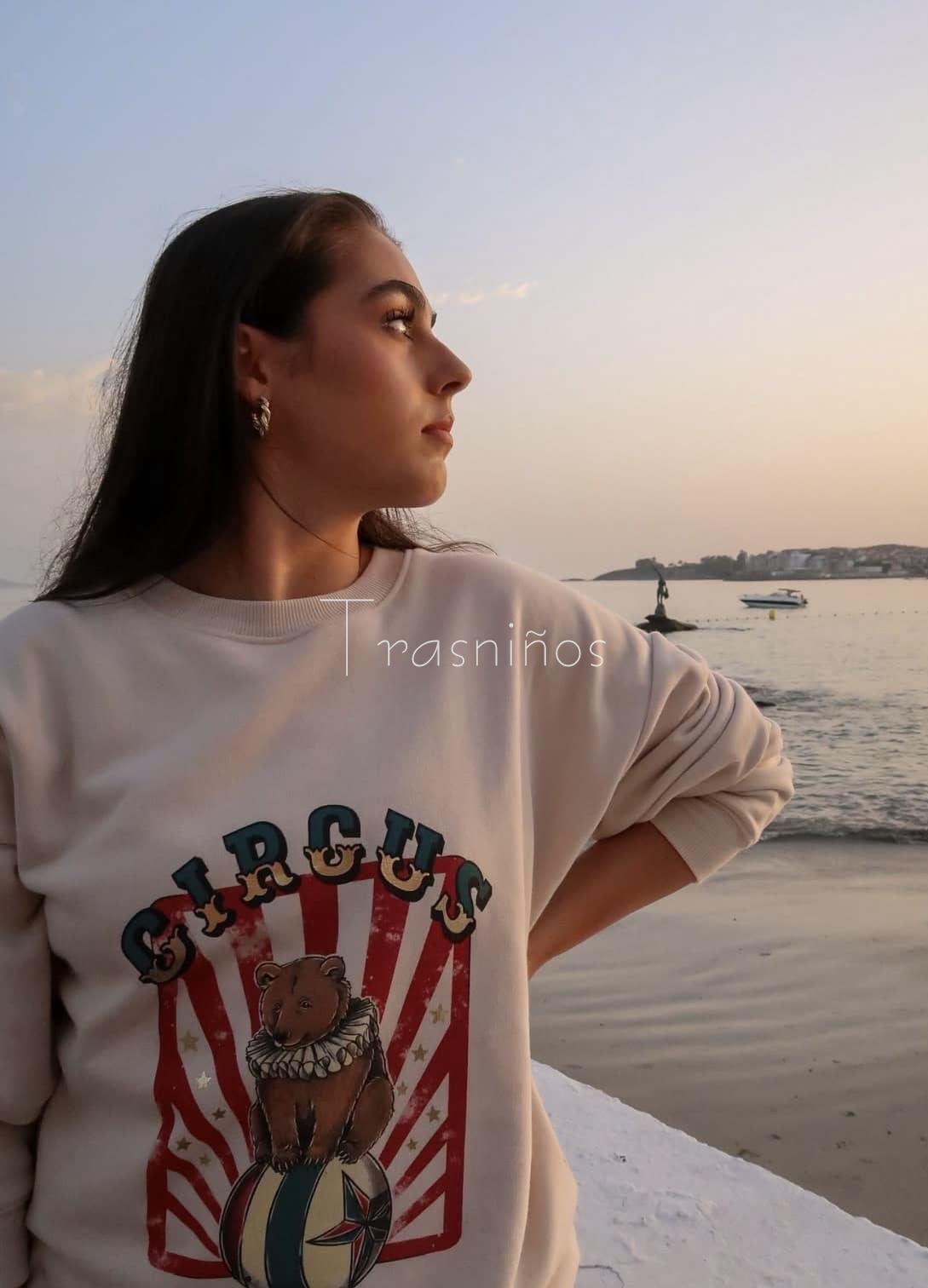 Sudadera circus oso crudo de Eleonora - Imagen 1