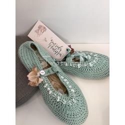Zapatilla Salvia Crochet comunión - Imagen 1